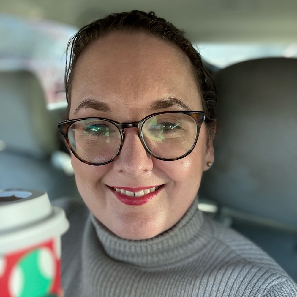 Meet your Posher, Christy